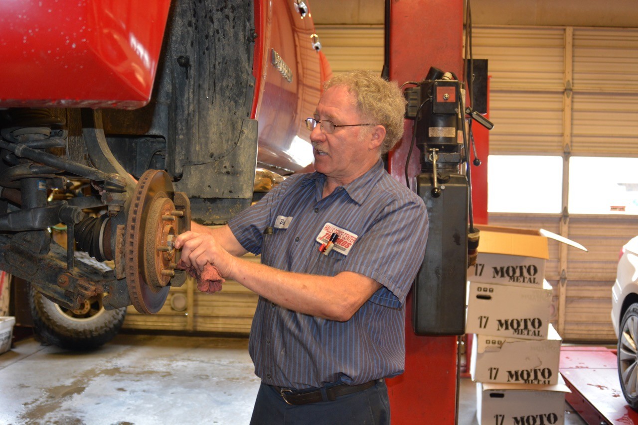 Dan Collins finds a home in Halls