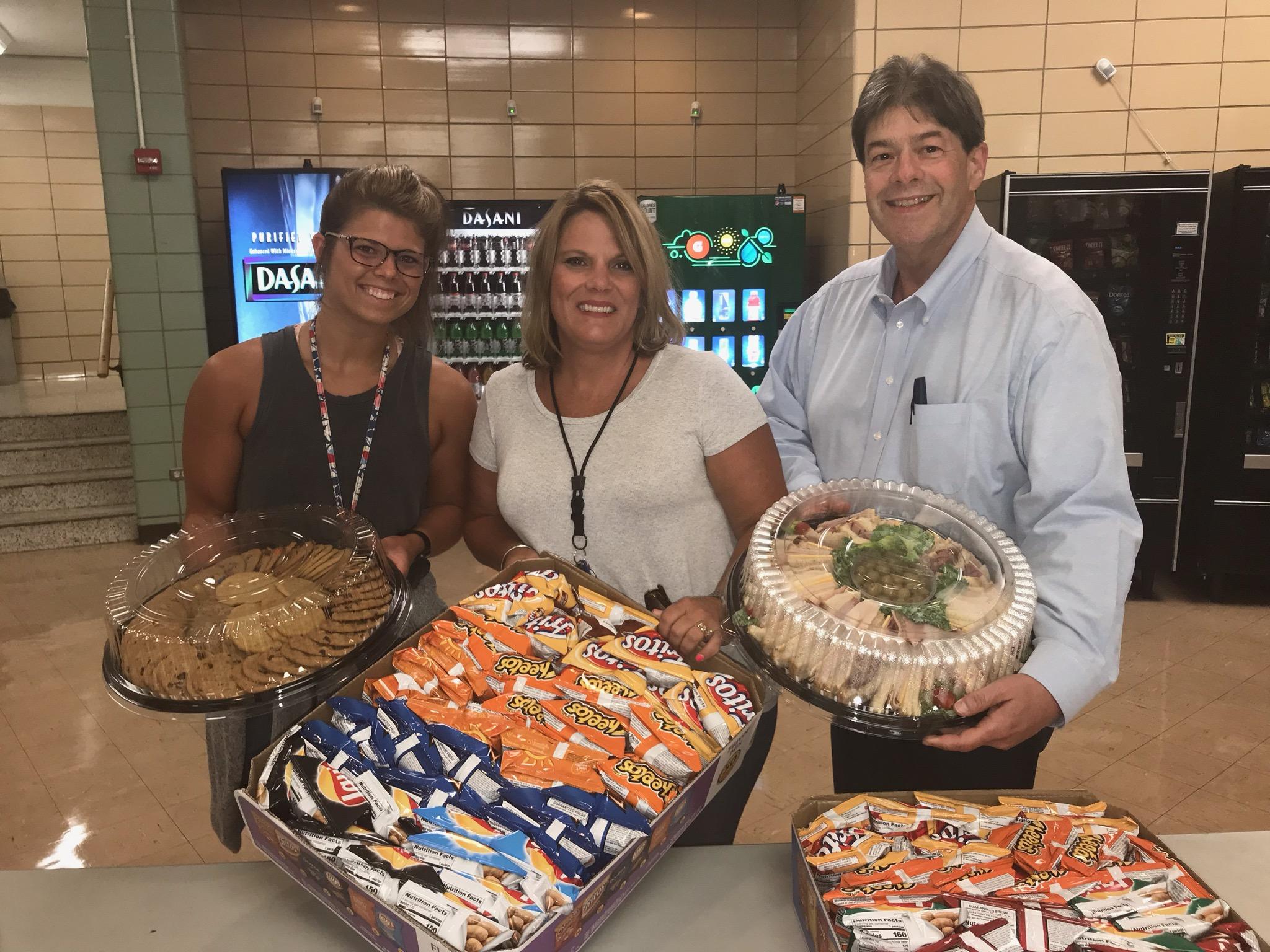 Halls businesses welcome back teachers