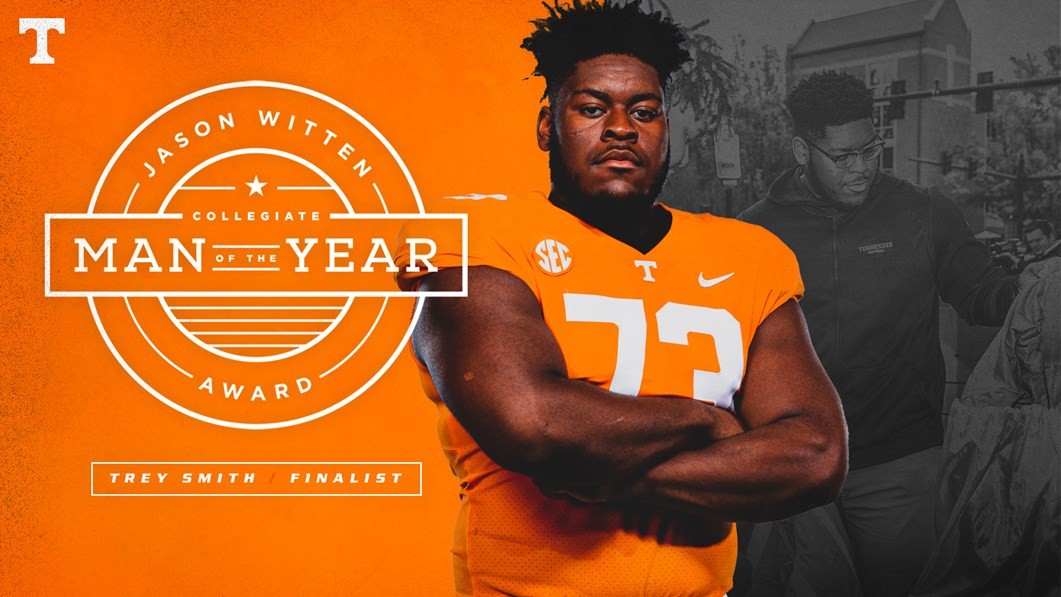 Trey Smith wins Witten award