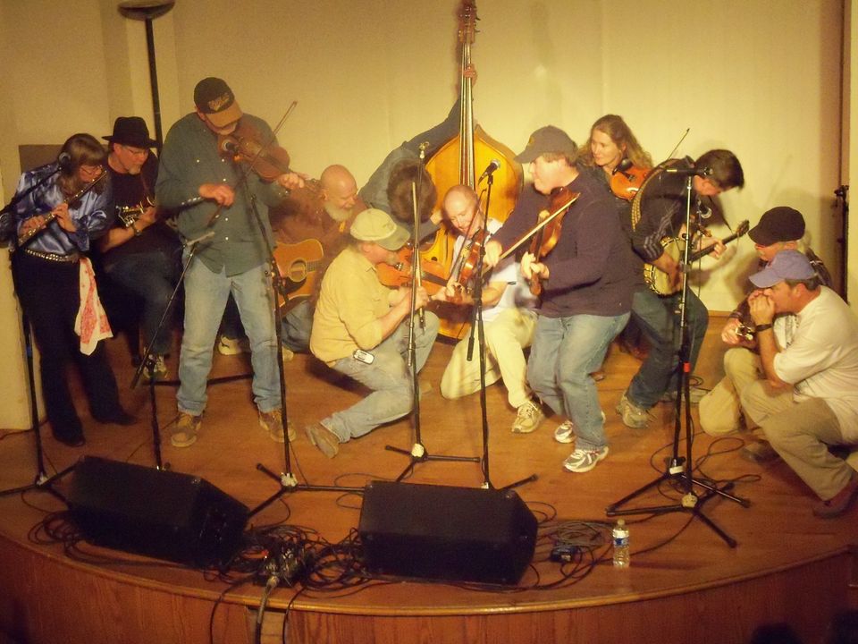 Music online and movies in pods on tap this weekend