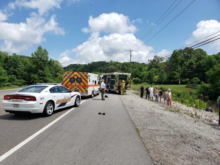 Quick response to Hwy. 33 accident Knox TN Today