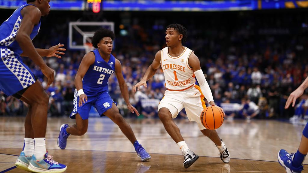 Vols playing for piece of history