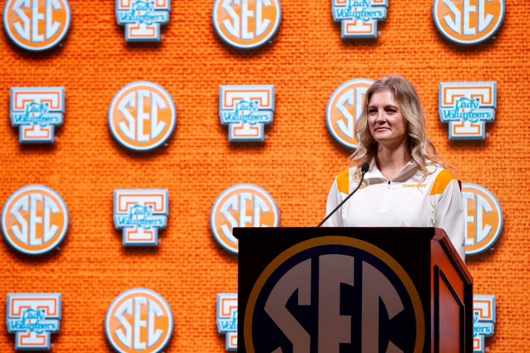 Women’s basketball talks hoops in Birmingham