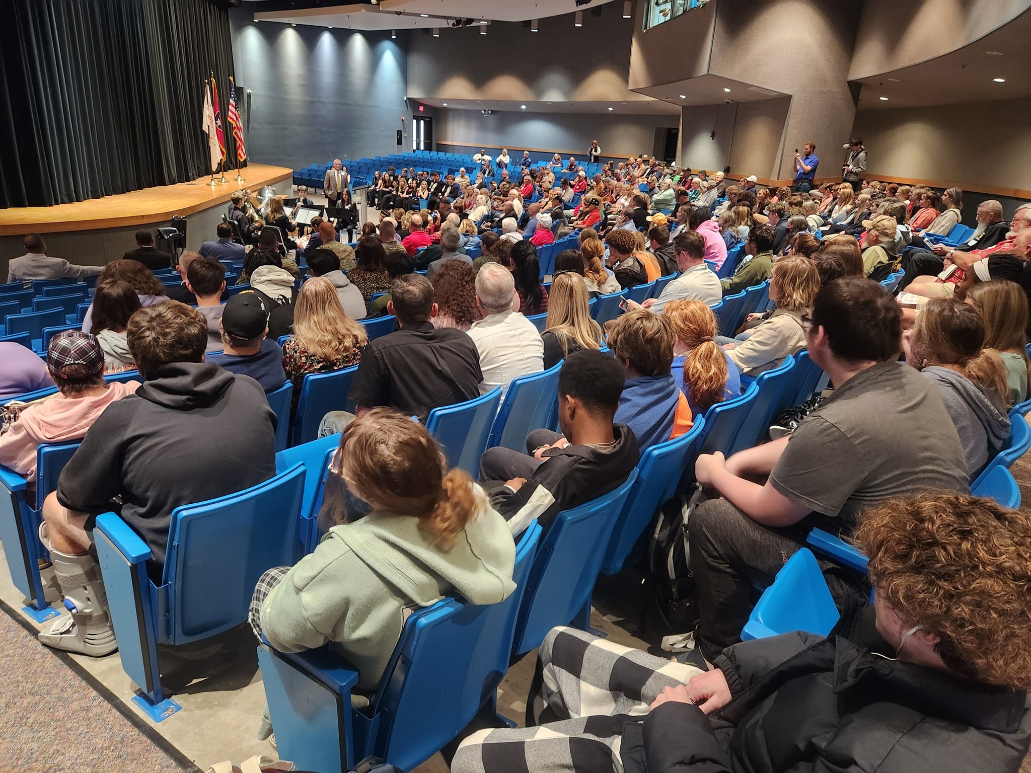 Powell salutes fallen soldiers