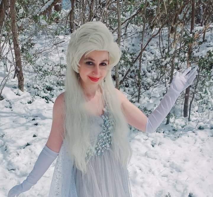 West blog: Princesses, chess pie & more