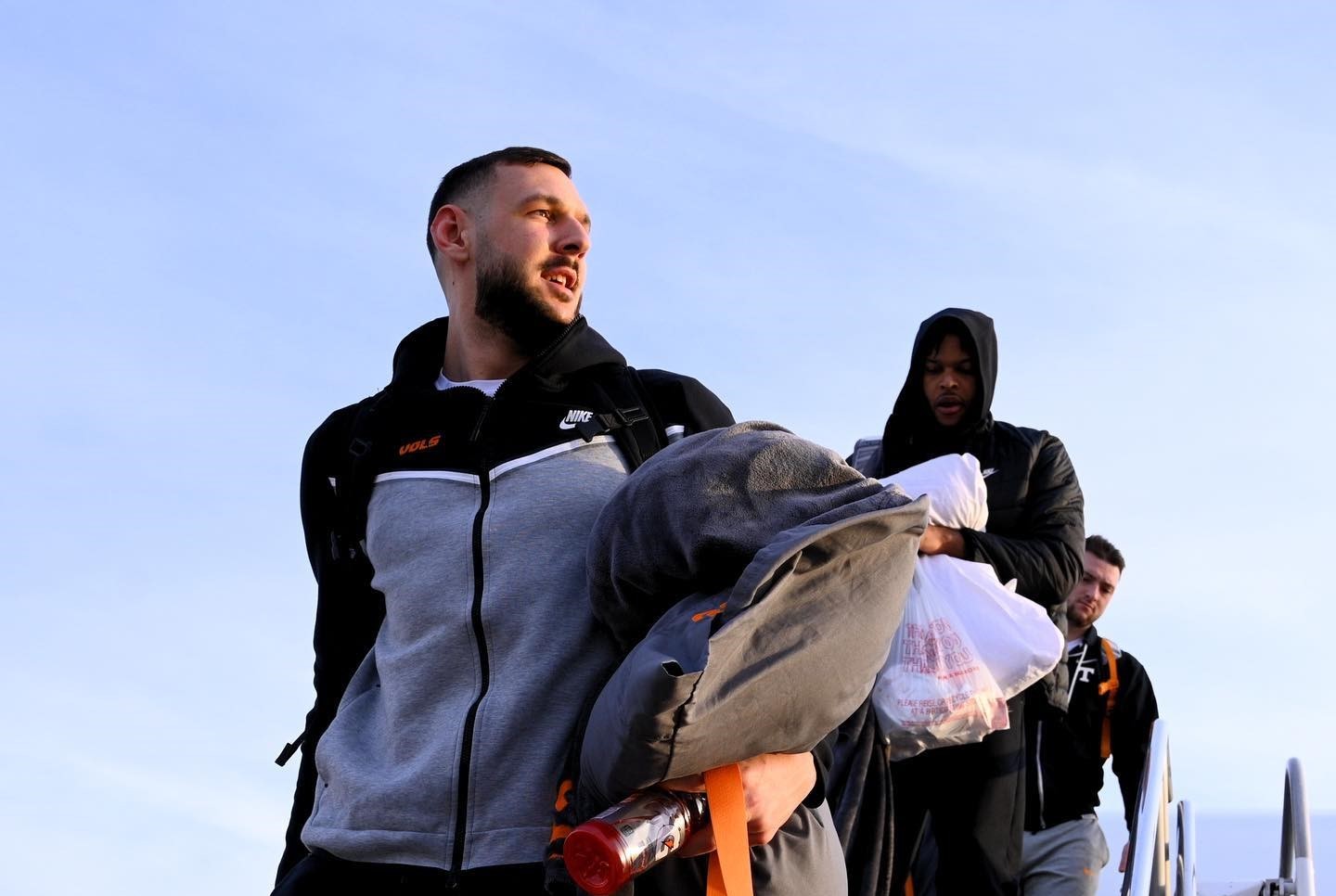 Experts helping tutor officials