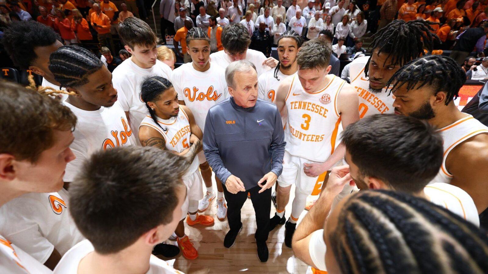 Vols overwhelm Aggies, gain share of SEC lead