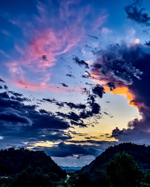 Honey Badger finds ‘The Jaws of the Sky’