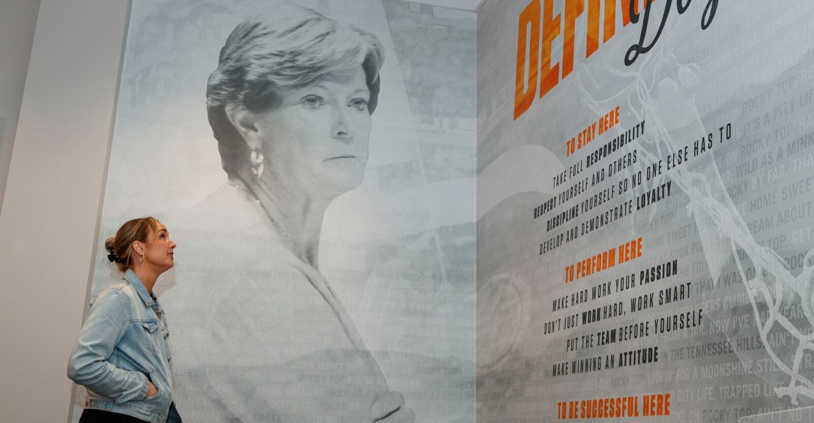 Kim Caldwell finds footing in basketball - Knox TN Today, image size:1600x832