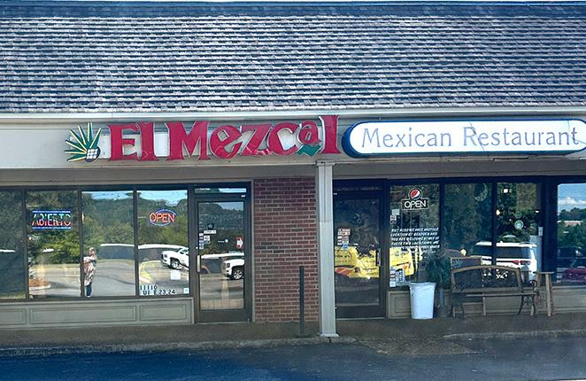 Dining Duo eats at El Mezcal Mexican Restaurant