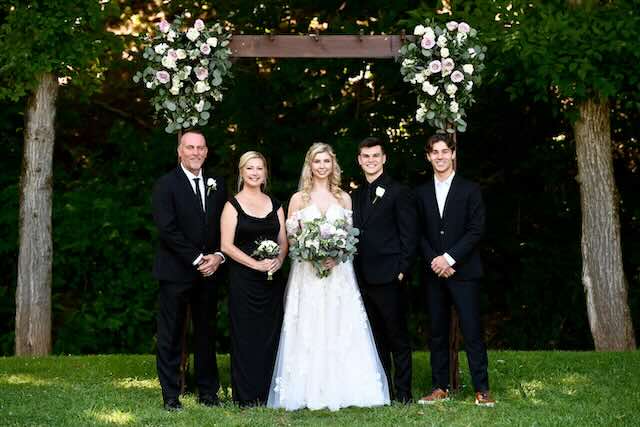 Donnie Henry: Zookeeper to banker