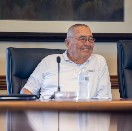 Mike Davis to receive Maryville College Medallion