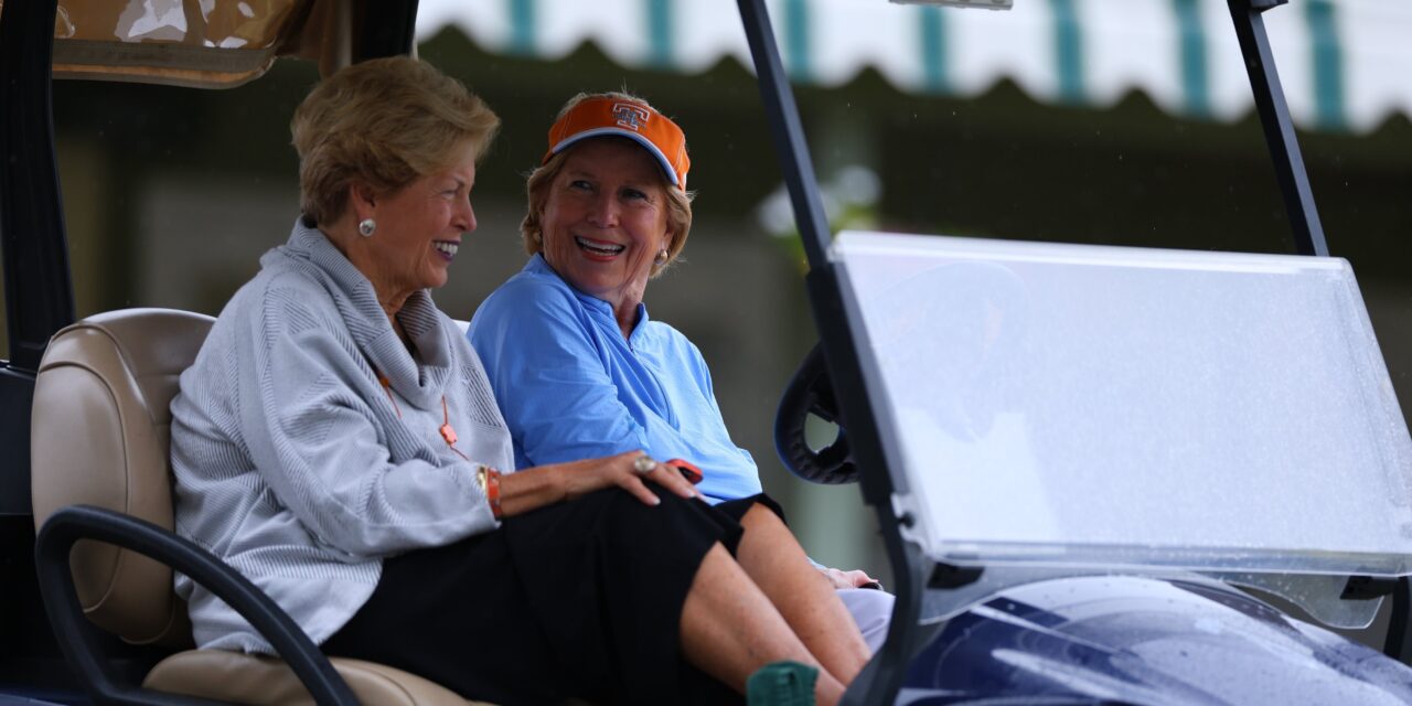Lady Vols golf team claims first place in tourney