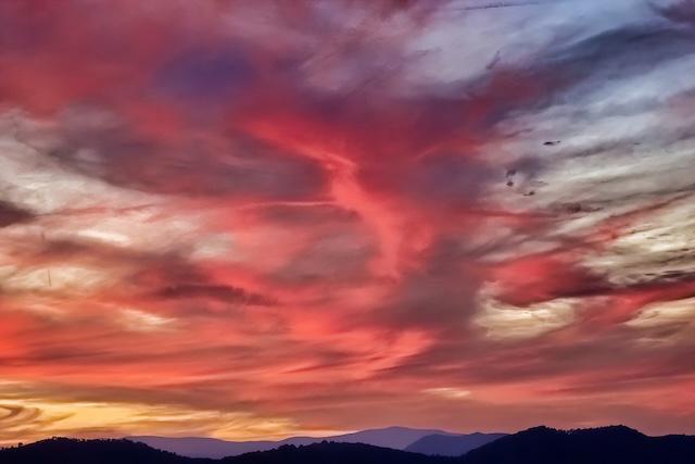 A family, a camera, some patience: An unforgettable sunset
