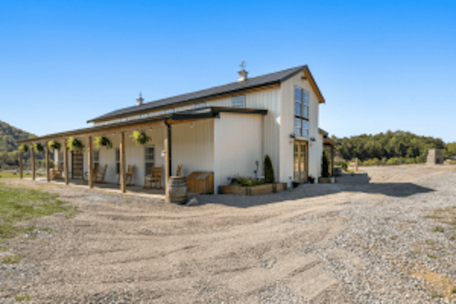 Friendsgiving dinner at Lavender Hills