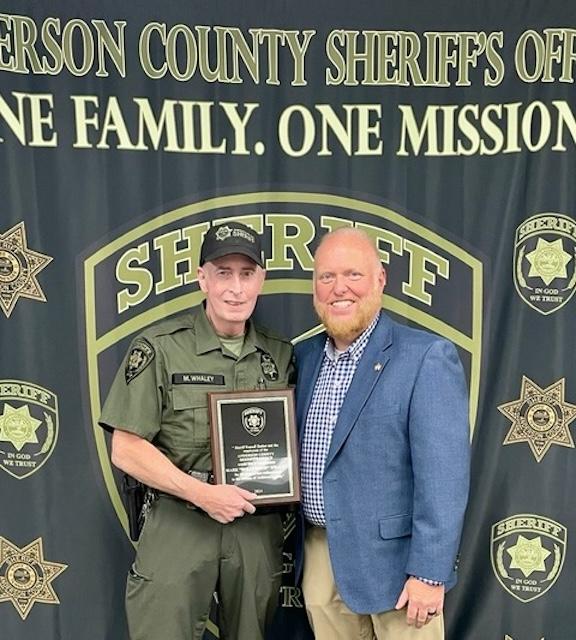 Deputy Hollywood is beloved as Anderson County High SRO