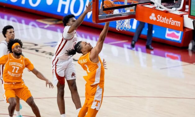 Vols miss 11 free throws, lose at Arkansas by 11
