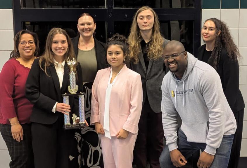 1st place for Pellissippi State Speech and Debate!