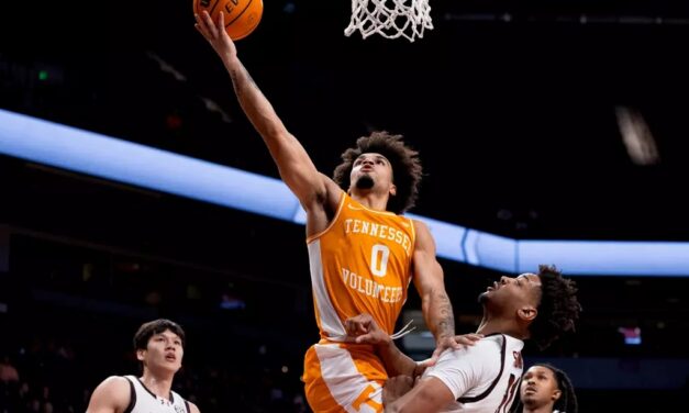 Big Vols Estrella, Okpara overpower Gamecocks