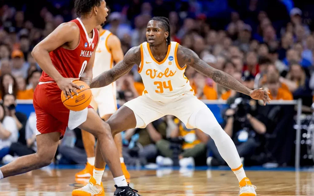 Tennessee overwhelms Miami of Ohio; Virginia is roadblock