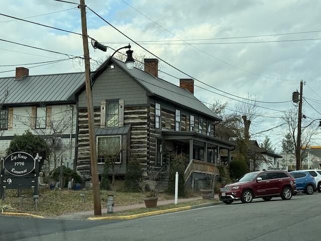 Absalom Rutherford: He had gray eyes