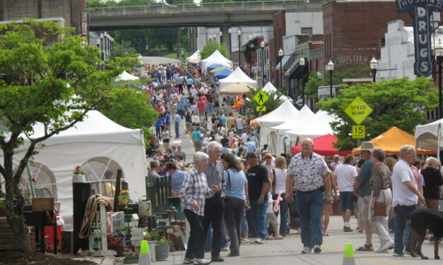 Clinch River Antique Festival + Ijams rebuilds boardwalk ++