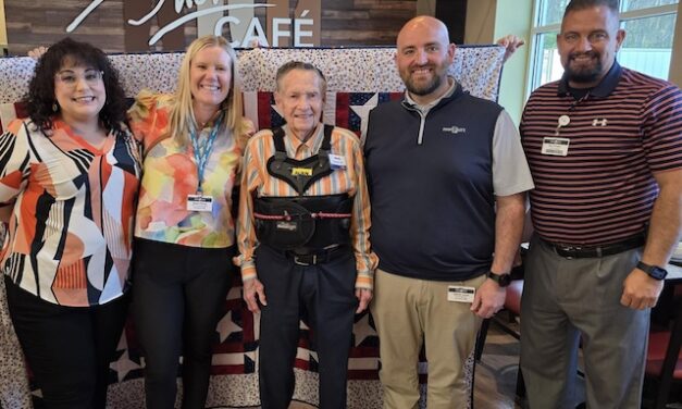 Woody Woods receives gift from Quilts of Valor, Food City gift