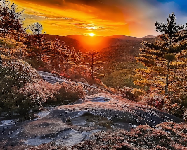 Tranquility Point Sunset: A Decade-Old Favorite from Panthertown Valley