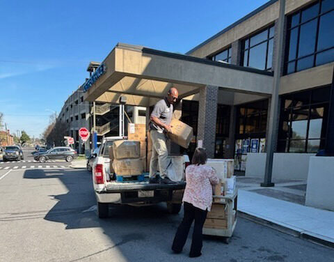 Zoo Knoxville benefits Dolly Parton Children’s Hospital