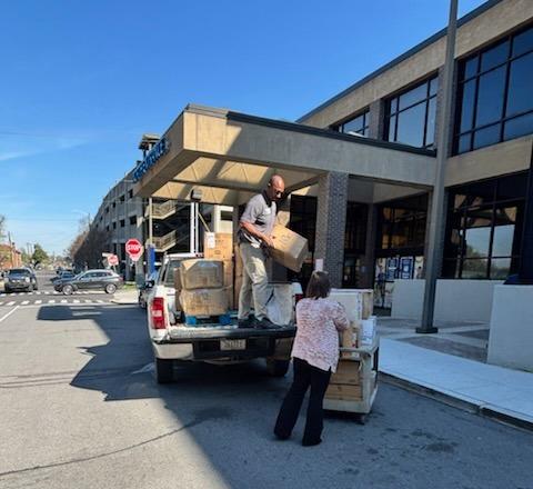 Zoo Knoxville benefits Dolly Parton Children’s Hospital