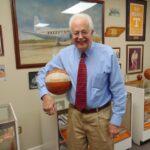 Basketball in mid-May: Focus on Larry Smith’s Vol museum
