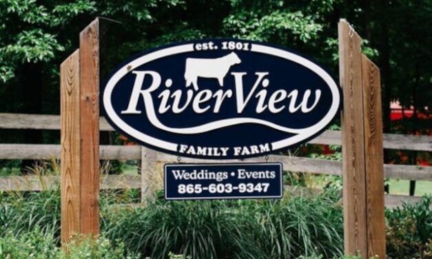 Bacon, Bourbon & Blackberry Farm: Sertoma gathering at RiverView Family Farm