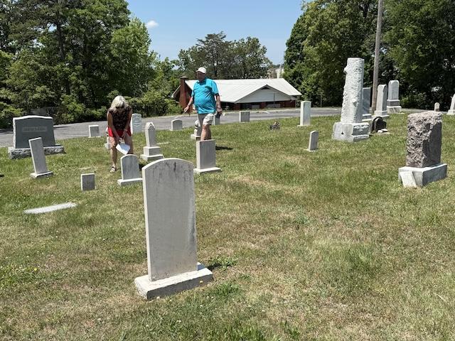 Mordecai Lewis: He helped to establish Sevierville