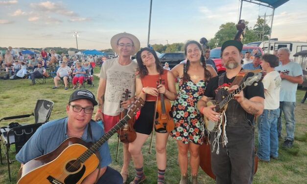 Knoxville musicians win big at 54th Annual Mount Airy Fiddlers Convention