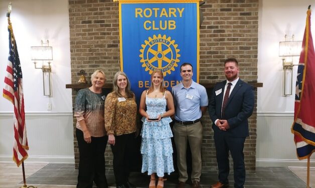 Hero Kid: Ella Kate Vinson receives award