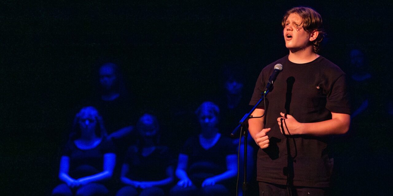 Bijou Broadway Revue + In memoriam ++