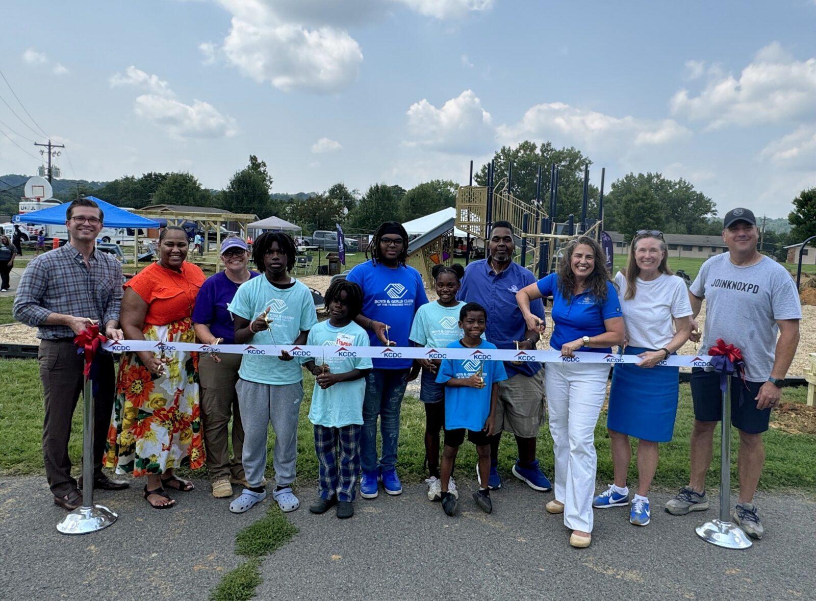Playground in a day + Thoughts on Flock + Broadacres block party ++ - Knox TN Today