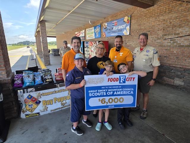 Food City gives $6,000 to support fall Scout recruitment
