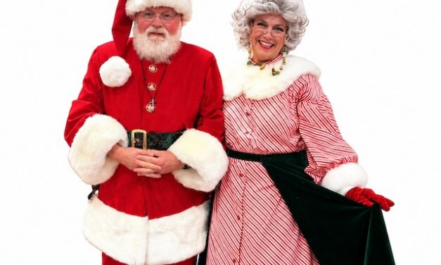 Jingle Bells Santa brings Christmas magic to East Tennessee