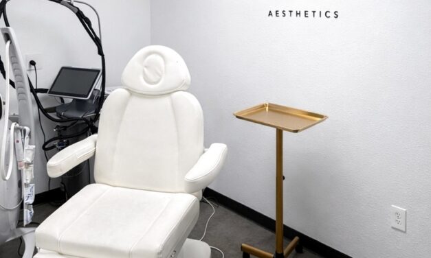 New Business Spotlight: Sarah Hitchcox Aesthetics opens new Farragut location