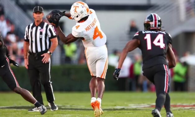 Gamecocks beat Vols with fourth-quarter knockout